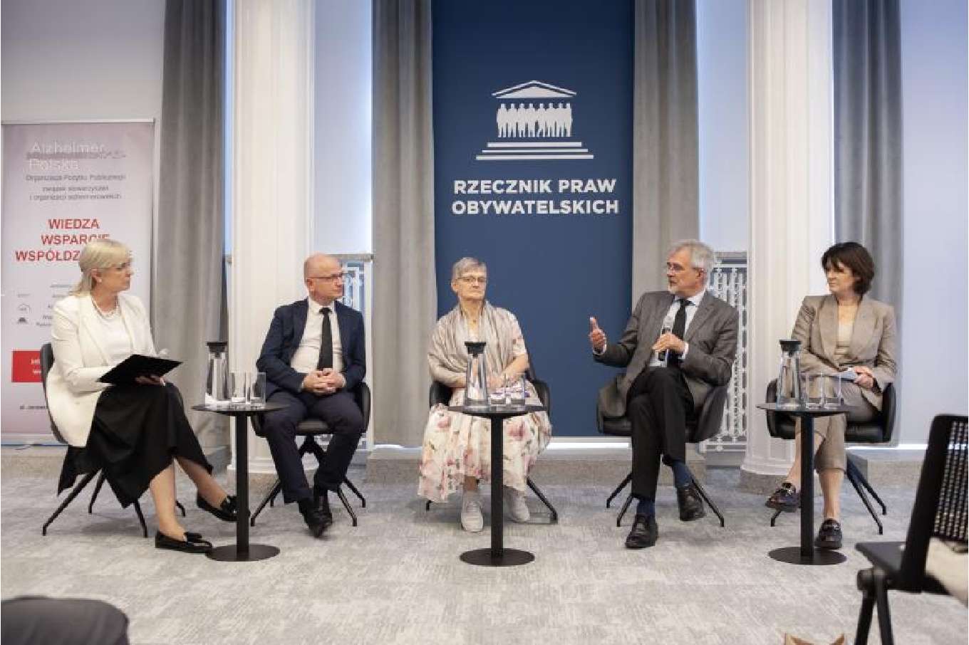 Opiekun osoby żyjącej z zespołem otępiennym – możliwości wsparcia